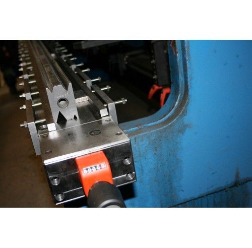 AUSGLEICHSTISCH Mod. TB