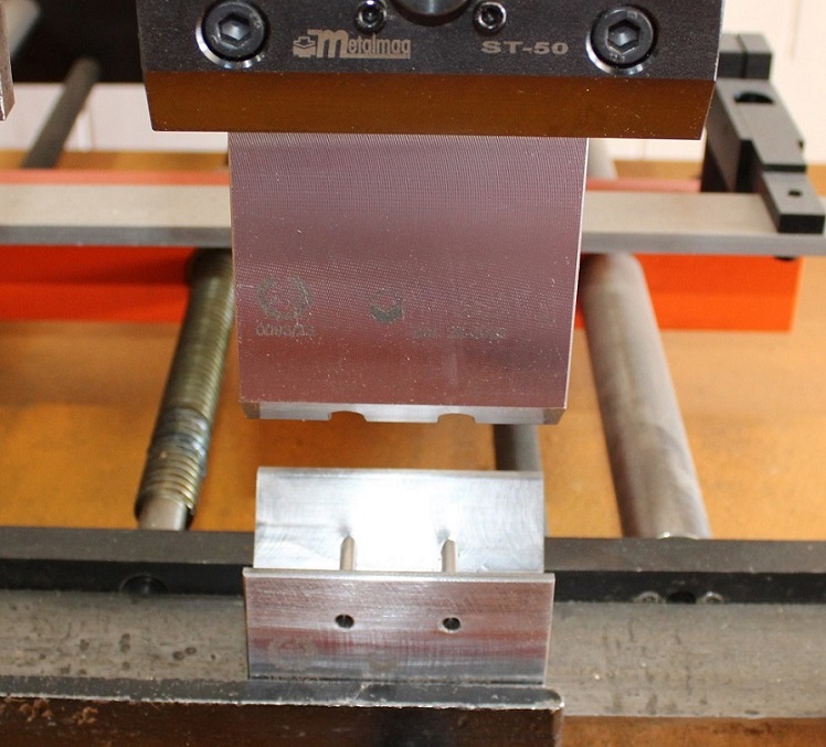 Front view of the special tool in its testing phase