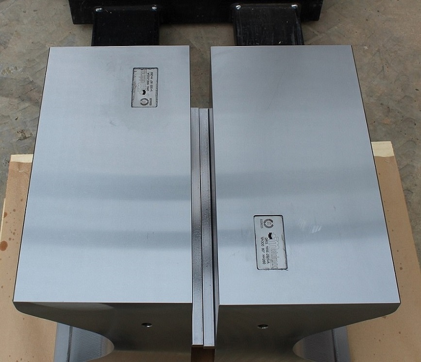 Side view of the special dies for Trumpf folding machine